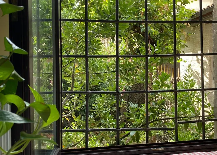 Palazzo Farini Bed & Breakfast