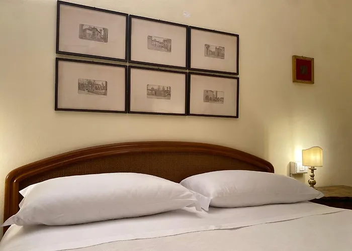 Palazzo Farini Bed & Breakfast *