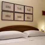 Palazzo Farini Bed and Breakfast *