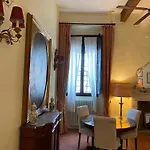 Bed and Breakfast Palazzo Farini *
