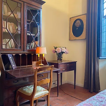 Palazzo Farini 3*