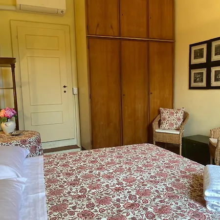 Bed & Breakfast Palazzo Farini 3*