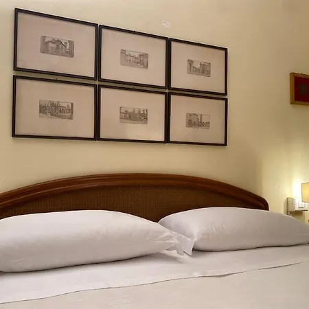 Palazzo Farini Bed & Breakfast 3*