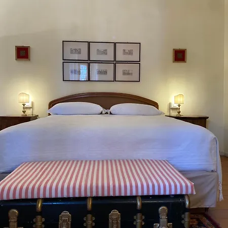 Palazzo Farini Bed & Breakfast