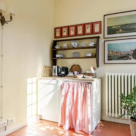 Palazzo Farini Bed & Breakfast 3*