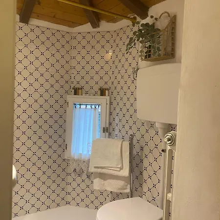 Palazzo Farini Bed & Breakfast